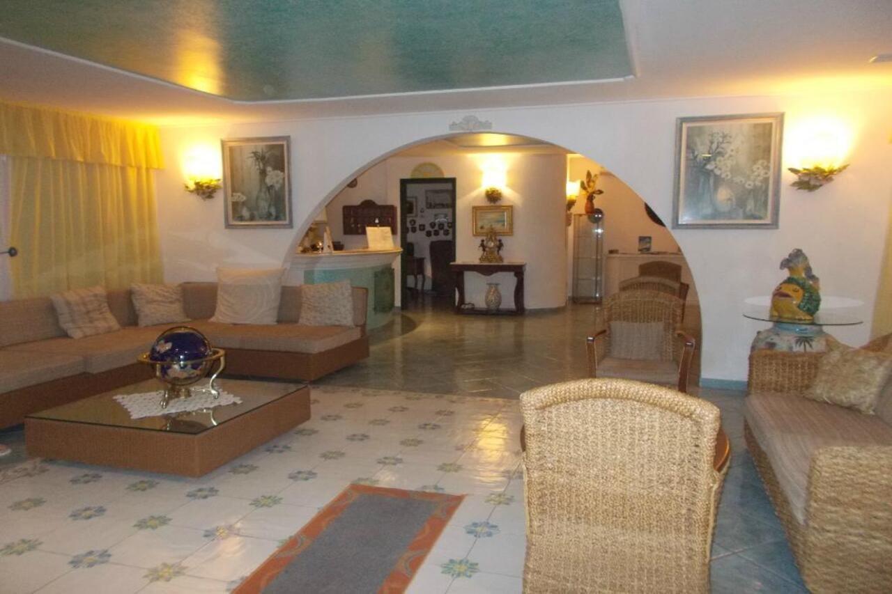 Park Hotel La Villa Forio di Ischia 外观 照片